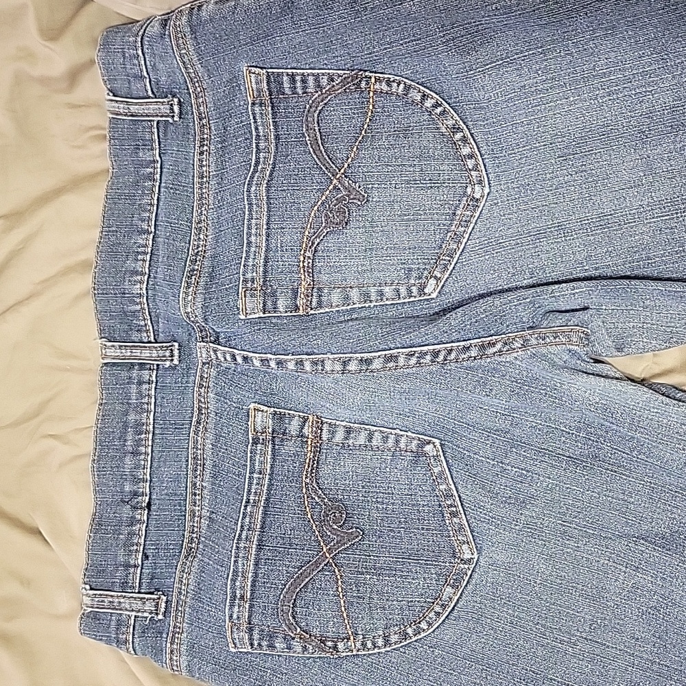 Jeans - Picture 3 of 4